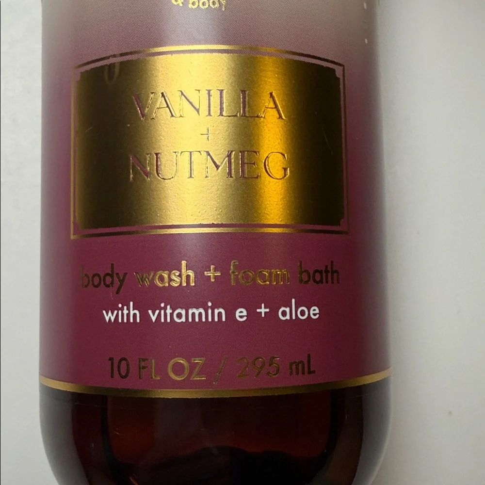 Bath & Body Works Vanilla Nutmeg Body Wash + Foam Bath, 2 - 10 FLOZ Bottles